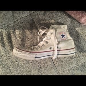 Converse Hightops White w size 6
